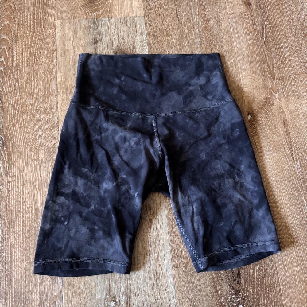 Lululemon Acid Wash‎ Biker Shorts Size 4